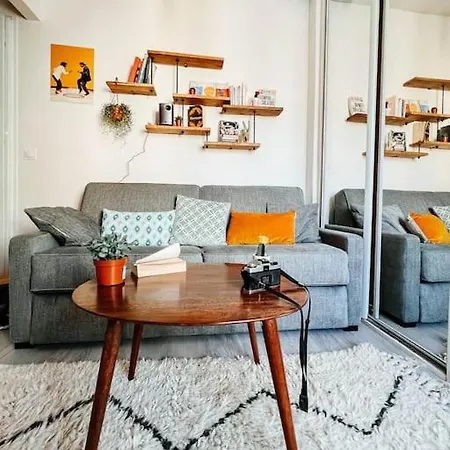 Apartment Jolie Studio Parisien *